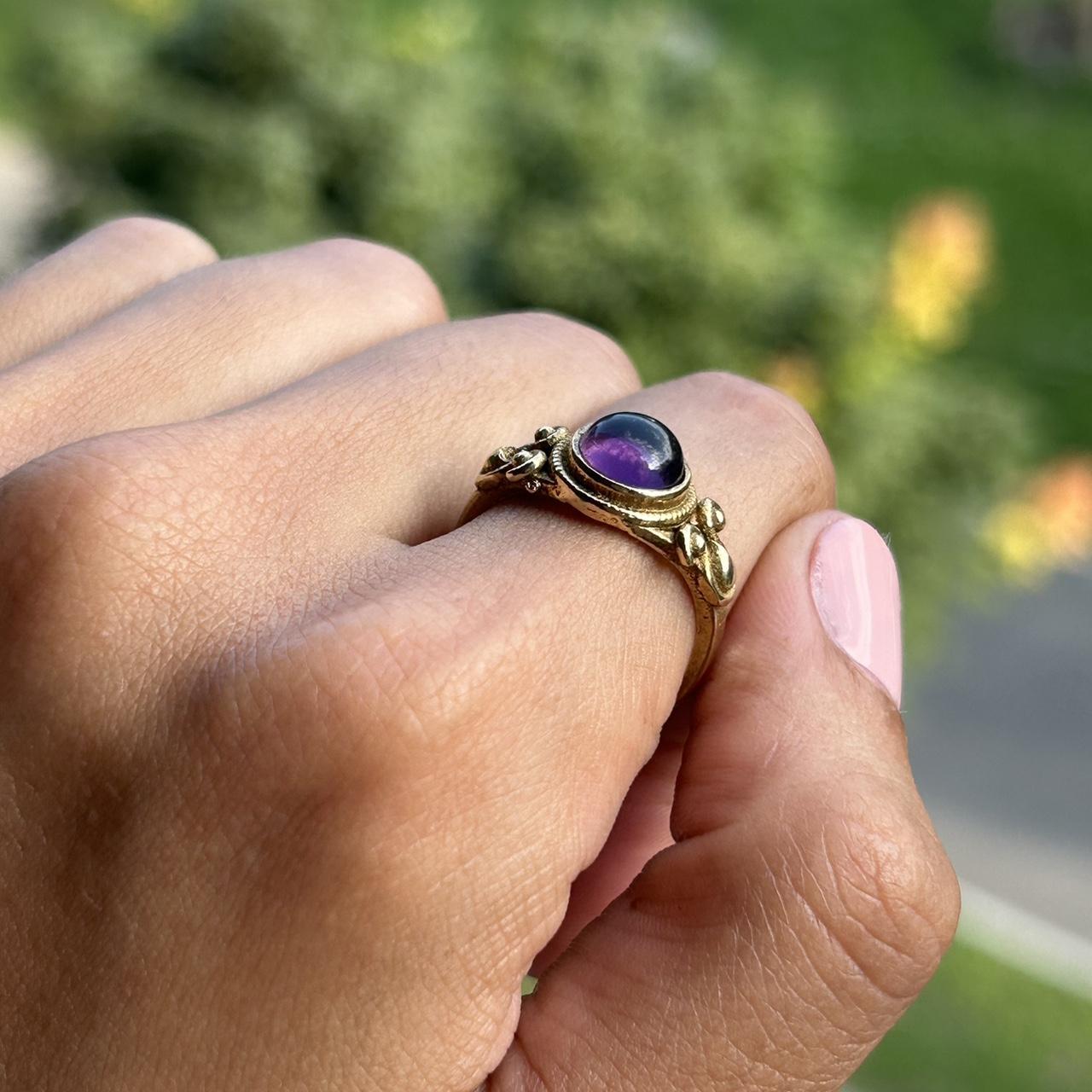 Amethyst stone ring