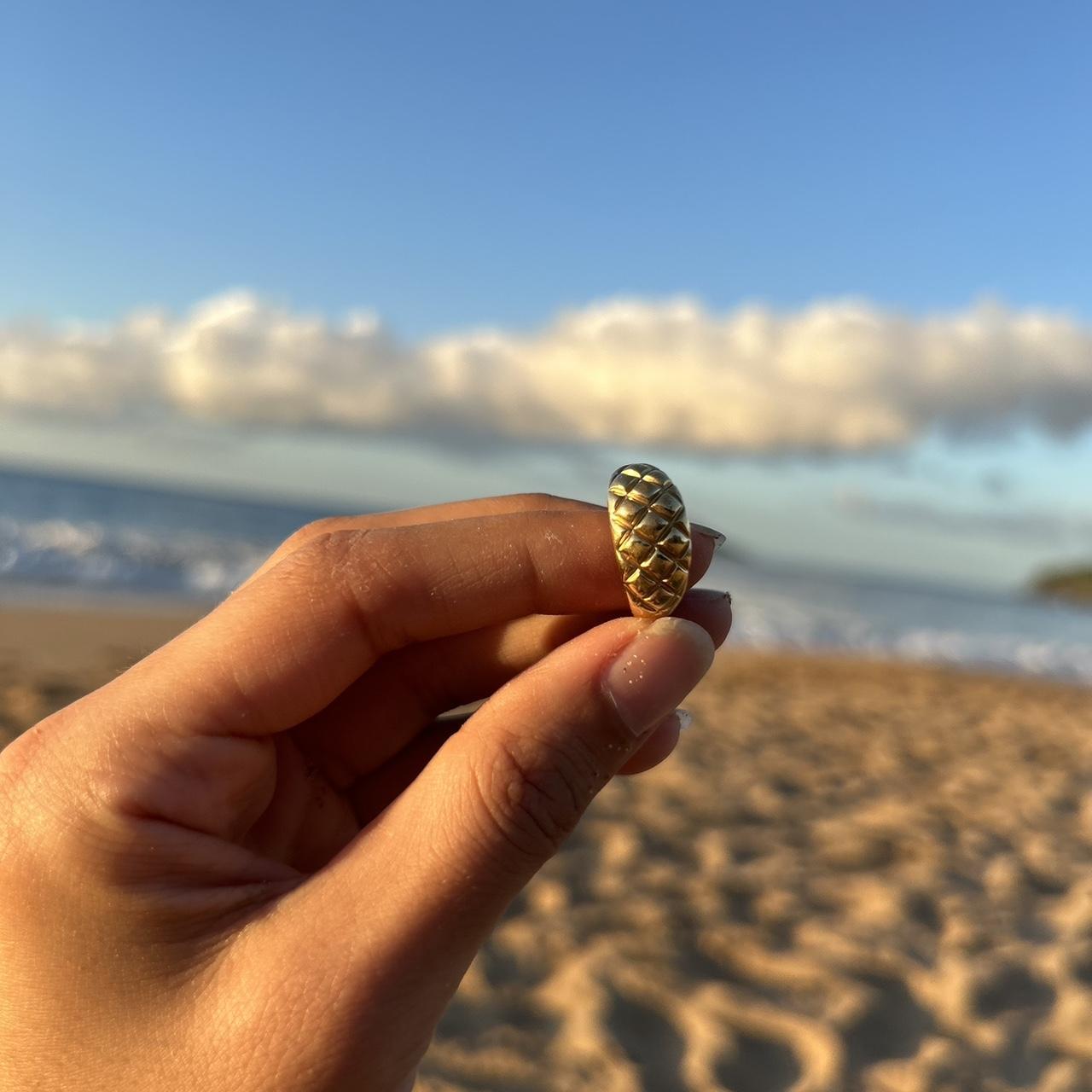 Gold-plated padded ring