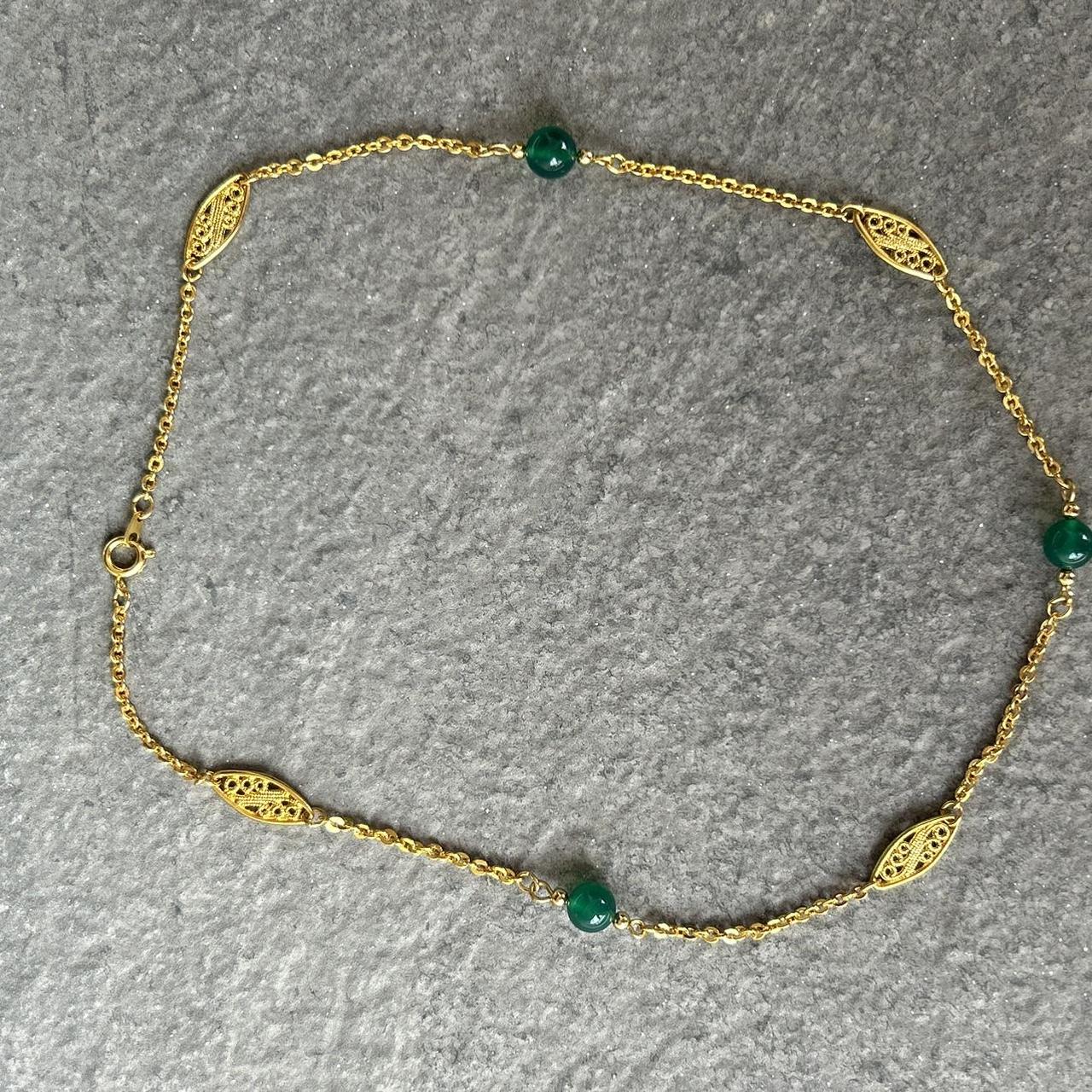 Green and gold necklace