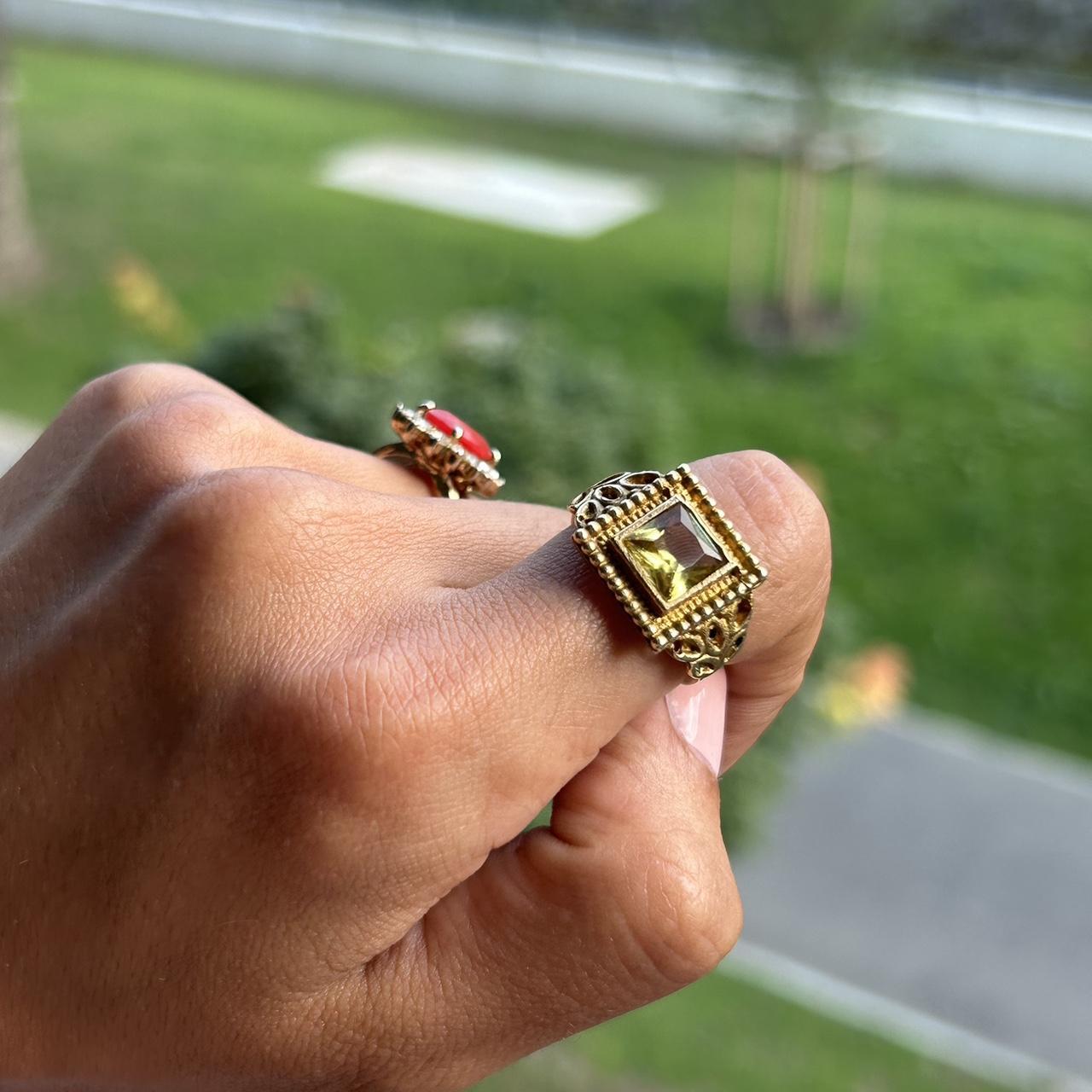 Yellow quartz stone ring