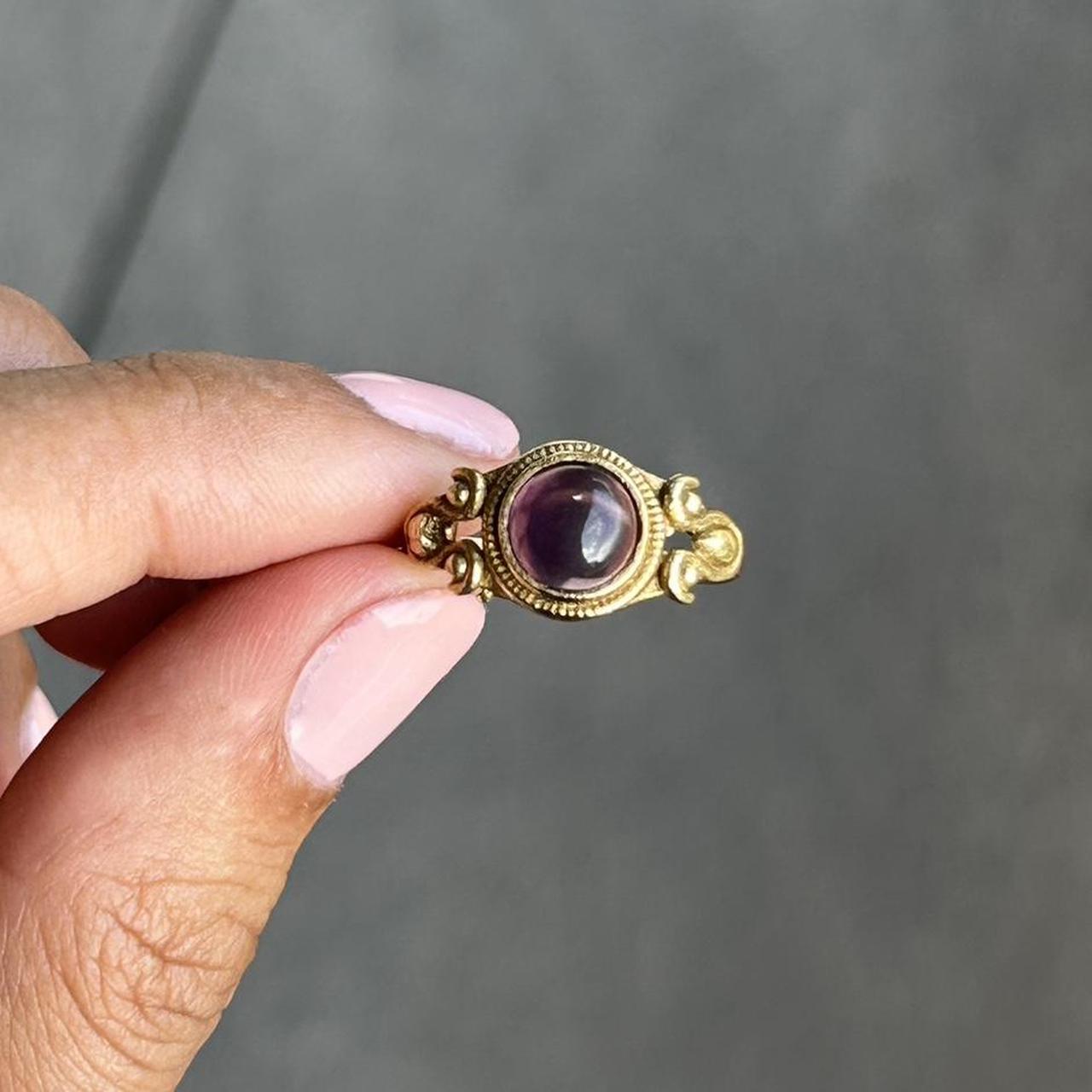 Amethyst stone ring